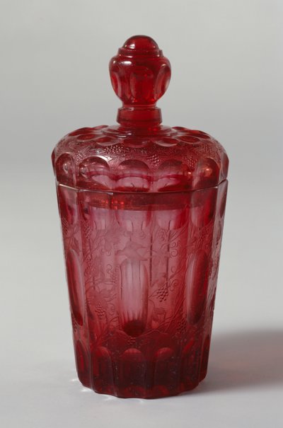 Zkosená skleněná kádinka s víkem, před 1700 (sklo) od Gottfried Spiller